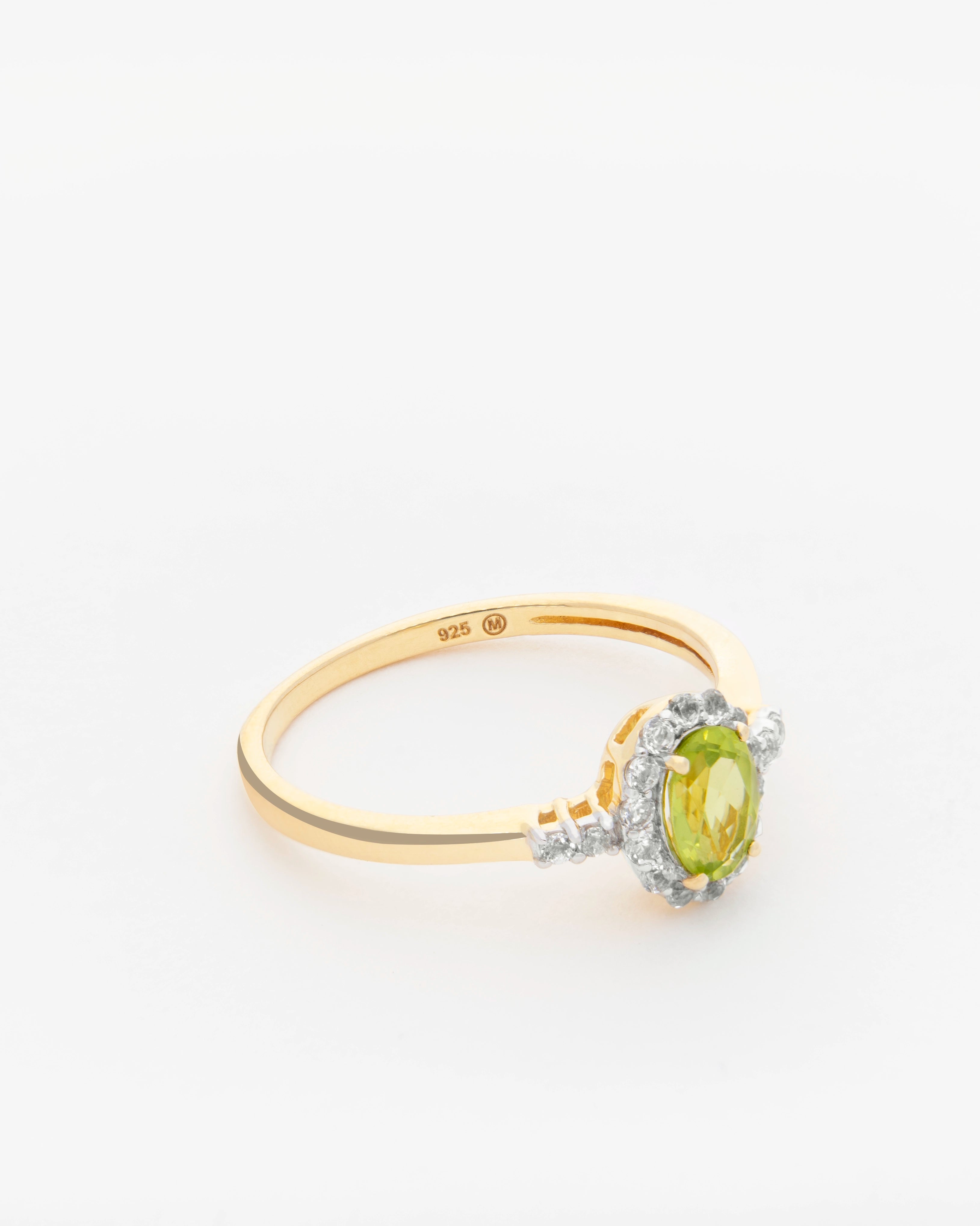 Anillo con Piedra de Peridoto y Topacio blanco en Plata chapado en oro tumbado