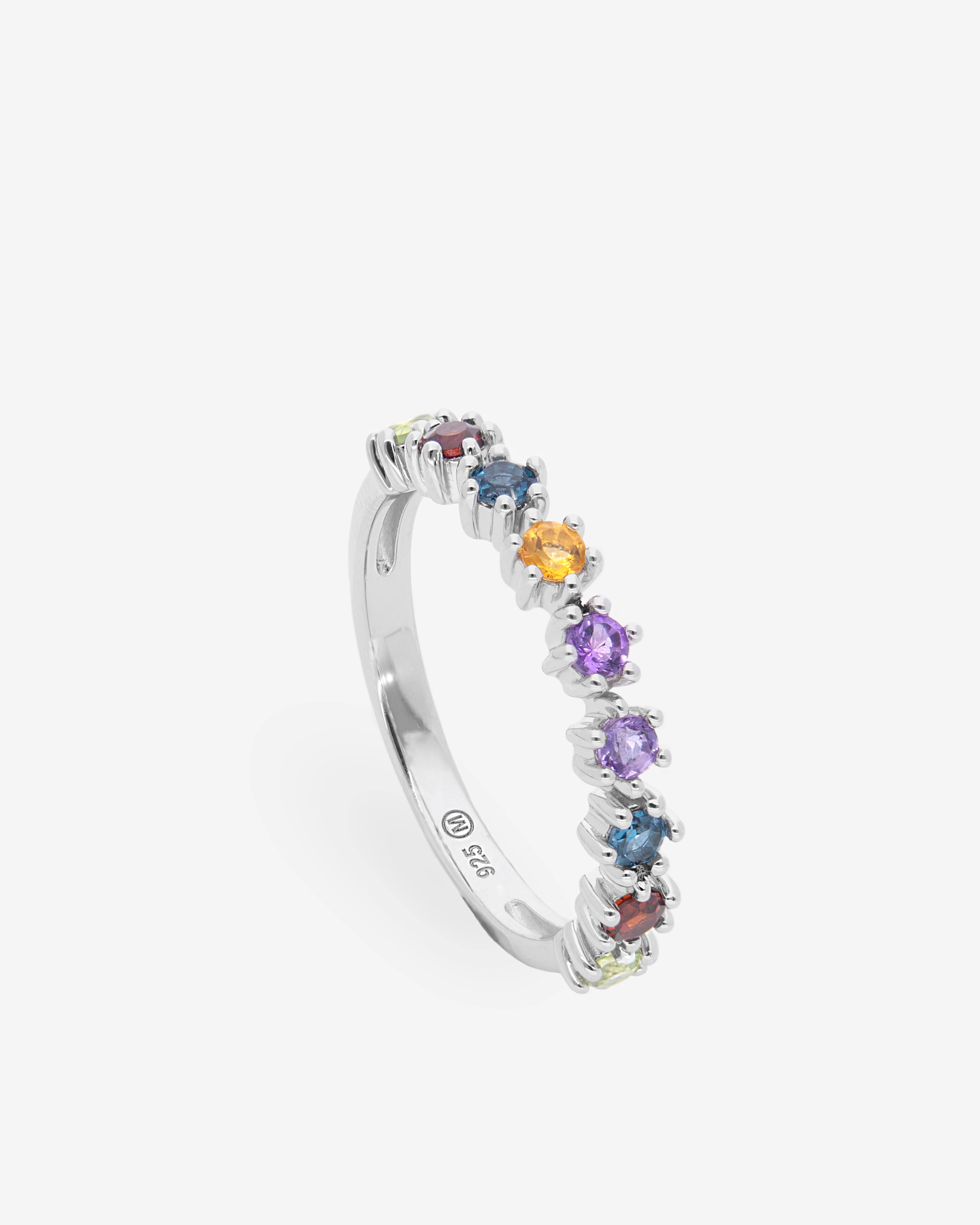 Anillo de plata con piedras semipreciosas multicolores