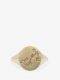 Anillo de plata esterlina con topacio blanco dibujando el signo zodiacal Escorpio.
